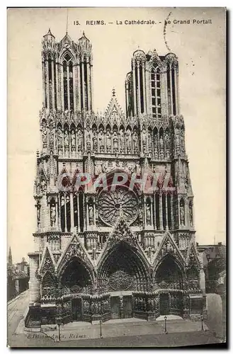 Ansichtskarte AK Reims La Cathedrale Le Grand Portail