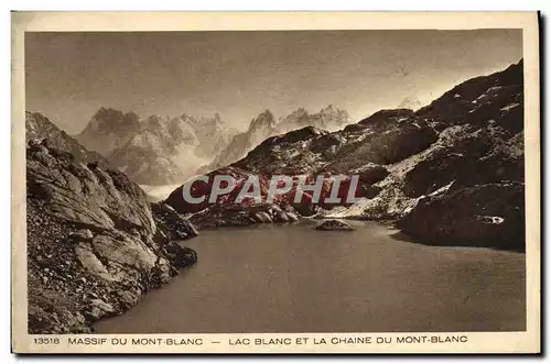 Cartes postales Chamonix Mont Blanc Lac Blanc et la chaine du Mont Blanc