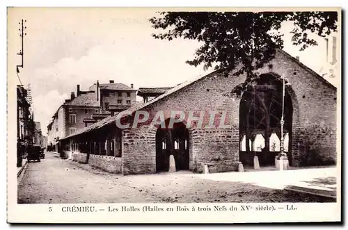 Cartes postales Cremieu Les Halles en bois a trois nefs