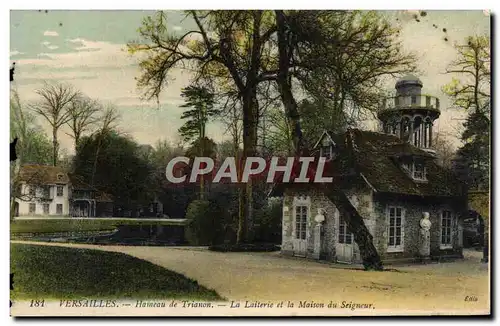 Cartes postales Versailles Hameau de Trianon La Laiterie et la maison du seigneur