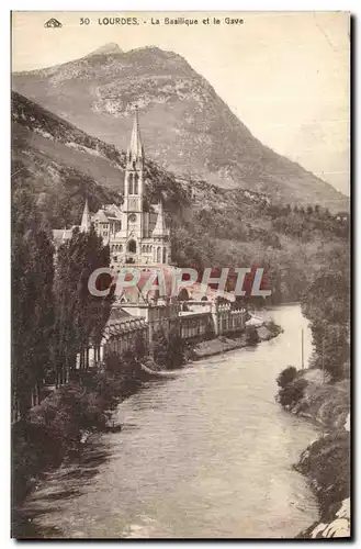 Cartes postales Lourdes La Basilique Et Le Gave