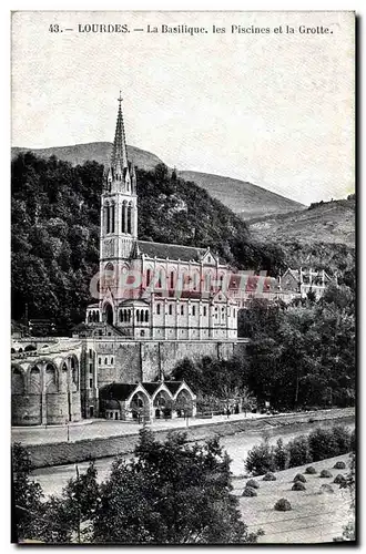 Ansichtskarte AK Lourdes La Basilique Les Piscines Et La Grotte