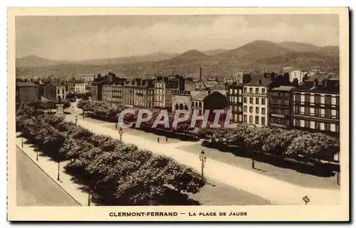 Cartes postales Clermont Ferrand La Place De Jaude