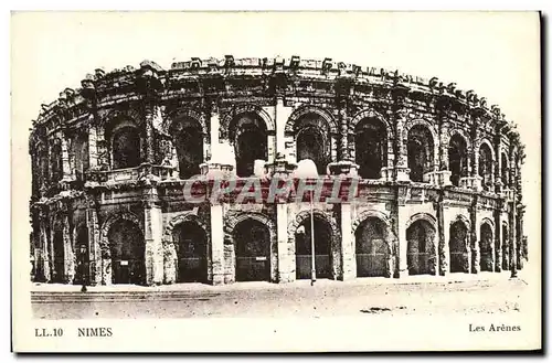 Cartes postales Nimes Les Arenes