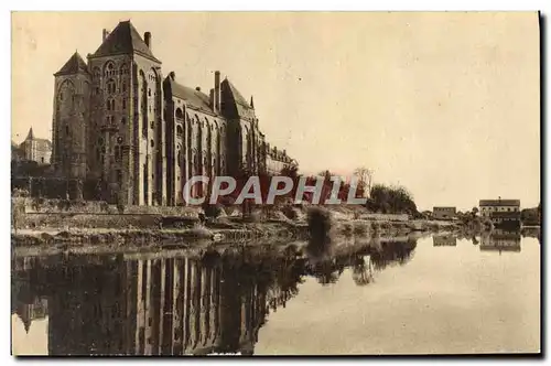 Cartes postales L&#39Abbaye de Solesmes Vue de la rive droite de la Sarthe