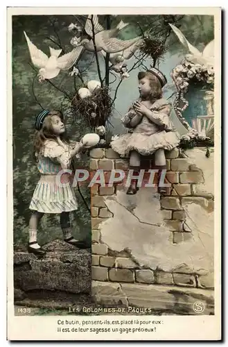 Cartes postales Fantaisie Enfants Les Colombes de Paques