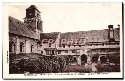 Ansichtskarte AK Fontevrault L&#39Abbaye La Cour Des Cloitres