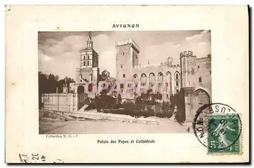 Cartes postales Avignon Palais Des papes et cathedrale