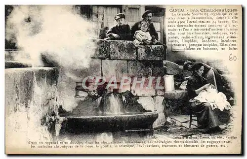 Cartes postales Cantal Chaudesaigues La grande source