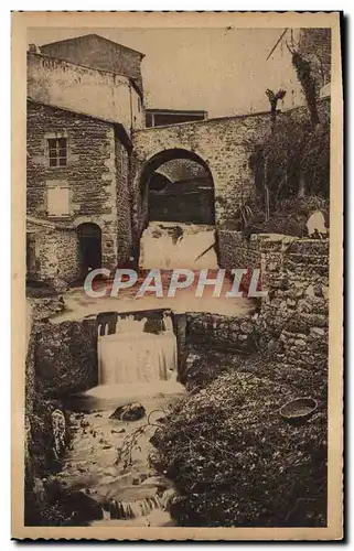 Ansichtskarte AK L&#39Auvergne Pittoresque Royat Les Bains Cascade de la Tiretaine