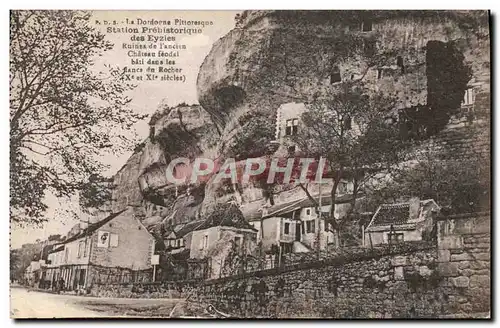 Cartes postales Station Prehistorique des Eyzies Ruines de l&#39ancien chateau feodal