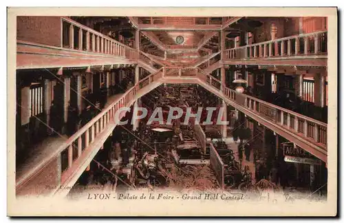 Cartes postales Lyon Palais de la Foire Grand Hall Central