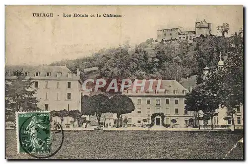 Cartes postales Uriage Les Hotels et le Chateau