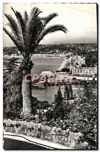 Cartes postales moderne Nice Le Port la Colline du Chateau et la baie des anges