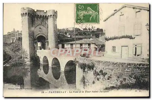 Cartes postales Parthenay Le Pont et la Tour Saint Jacques