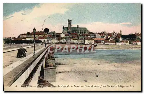 Ansichtskarte AK Nevers Vue Generale Prise du Pont de la Loire