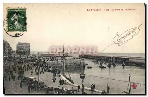 Cartes postales Le Treport Le Port et les Jetees Bateaux