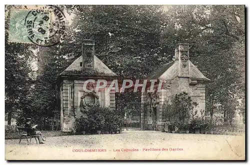 Cartes postales Coulommiers Les Capucins Pavillons des gardes