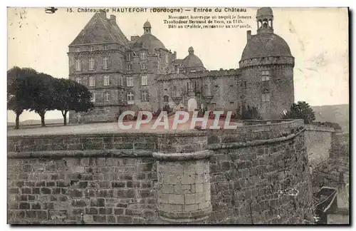 Cartes postales Hautefort Entree du Chateau