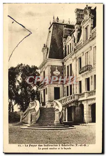 Cartes postales Le Foyer des Indirectes a Realville Le grand escalier et la facade