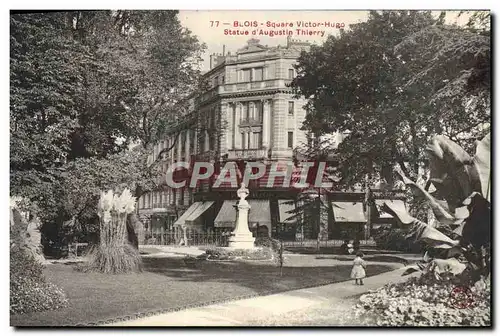 Cartes postales Blois Square Victor Hugo Statue d&#39Augustin Thierry