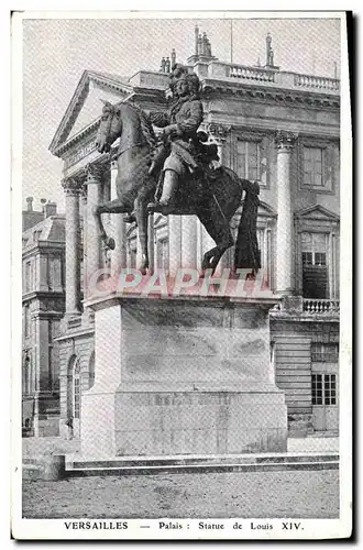 Cartes postales Versailles Palais Statue De Louis XIV