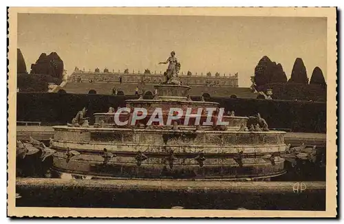 Cartes postales Versailles Le chateau et le bassin de Latone