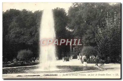 Cartes postales Versailles Jardin du Grand Trianon un Jour de grandes eaux