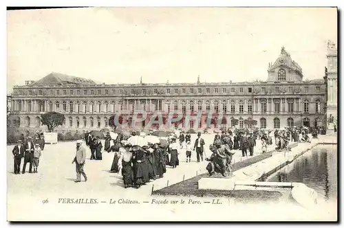 Ansichtskarte AK Versailles Le Chateau Facade Sur le Parc