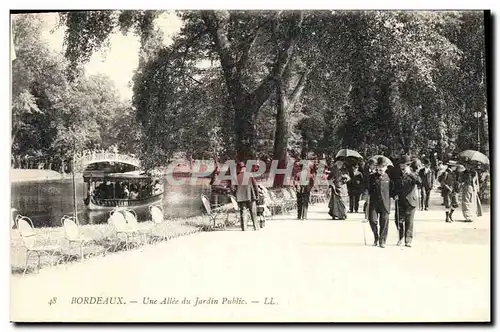 Cartes postales Bordeaux Une Allee du Jardin Public