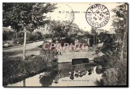 Cartes postales Valence un coin du parc Jouvet Enfants