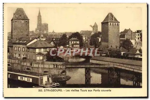 Ansichtskarte AK Strasbourg Les Vieilles Tours aux Ponts Couverts Bateau Peniche