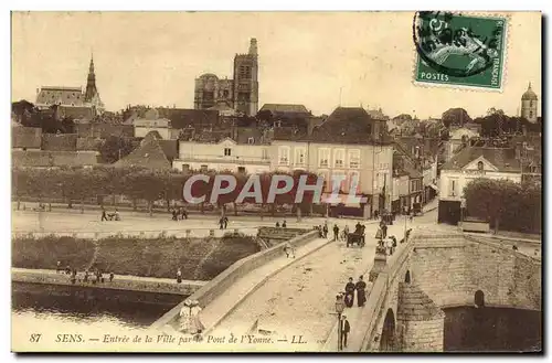 Cartes postales Sens Entree de la Ville Par le pont de l'Yonne