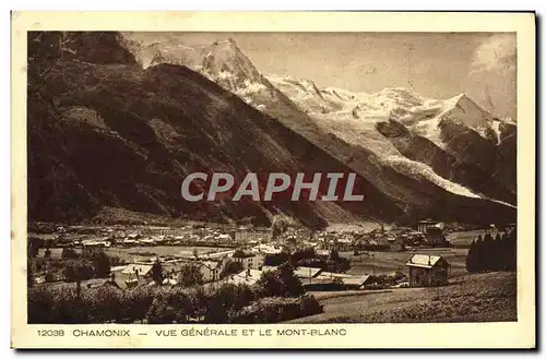 Cartes postales Chamonix Vue Generale Et Le Mont Blanc