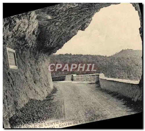 Cartes postales Foret de Lente Route Forestiere de Combe Laval entree du 1er tunnel