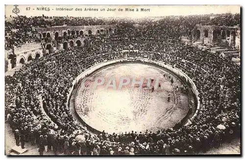 Cartes postales Nimes Interieur des Arenes un Jour de Mise a Mort Corrida