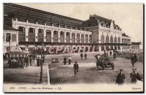 Ansichtskarte AK Lyon Gare des Brotteaux Automobile