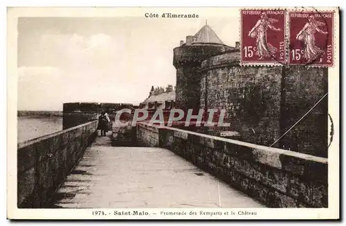 Cartes postales Saint Malo Promenade des Remparts et le Chateau