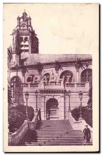 Cartes postales Pontoise L'Eglise Saint Maclou et la statue du General Leclerc