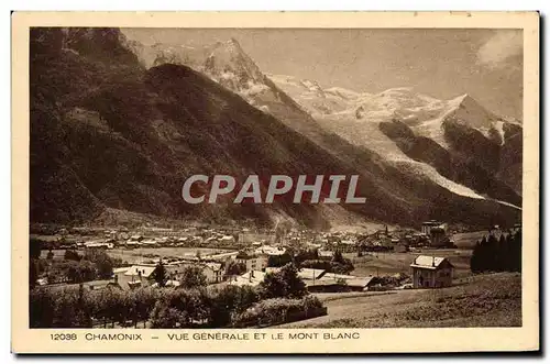 Cartes postales Chamonix Vue Generale Et Le Mont Blanc