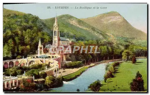 Cartes postales Lourdes La Basilique et le Gave