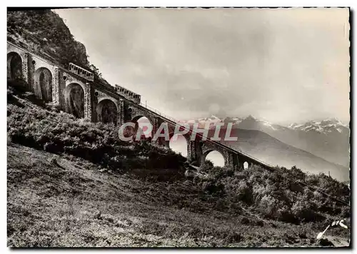 Cartes postales Lourdes Le viaduc du Pic de Jer et les Pyrenees