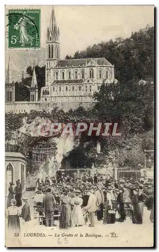 Cartes postales Lourdes La Grotte et la Basilique