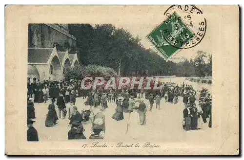 Cartes postales Lourdes Devant les piscines