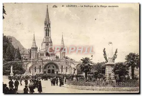 Cartes postales Lourdes La Basilique Et La Vierge Couronnee