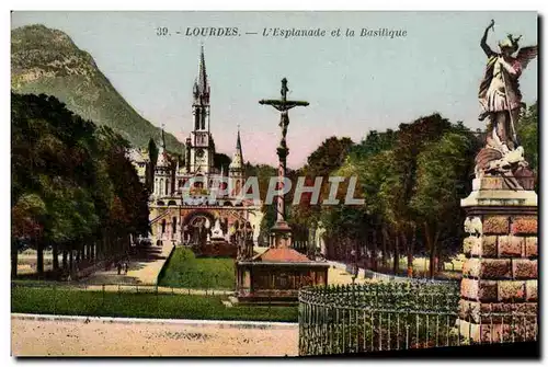 Cartes postales Lourdes L&#39Esplanade Et La Basilique