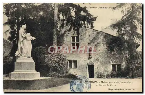 Cartes postales Domremy Maison Natale De Jeanne d'Arc et statue de Mercie
