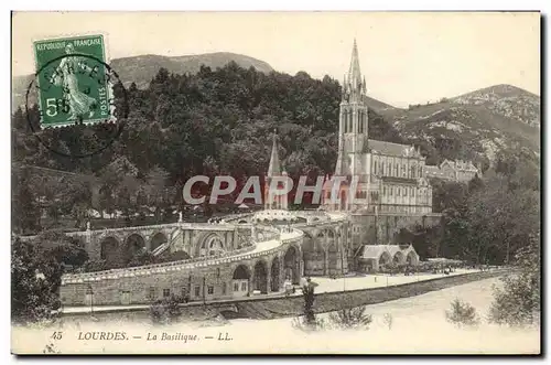 Cartes postales Lourdes La Basilique