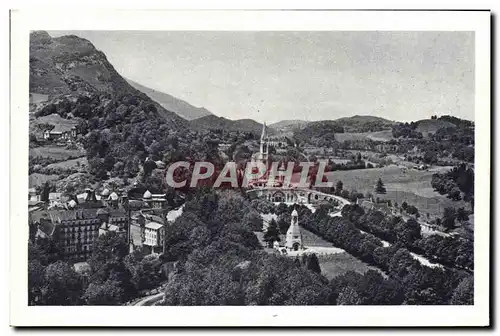 Ansichtskarte AK Lourdes Vue d&#39ensemble sur la Basilique et le Calvaire prise du Chateau Fort