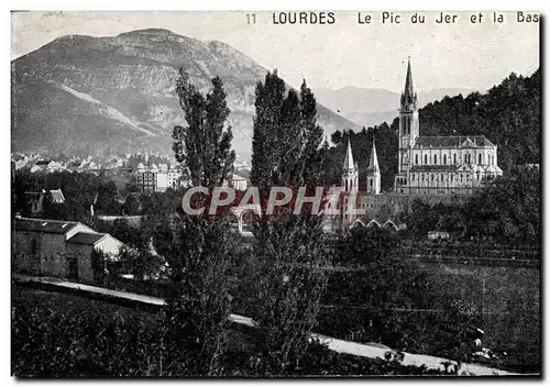 Ansichtskarte AK Lourdes Le Pic du Jer et la Basilique